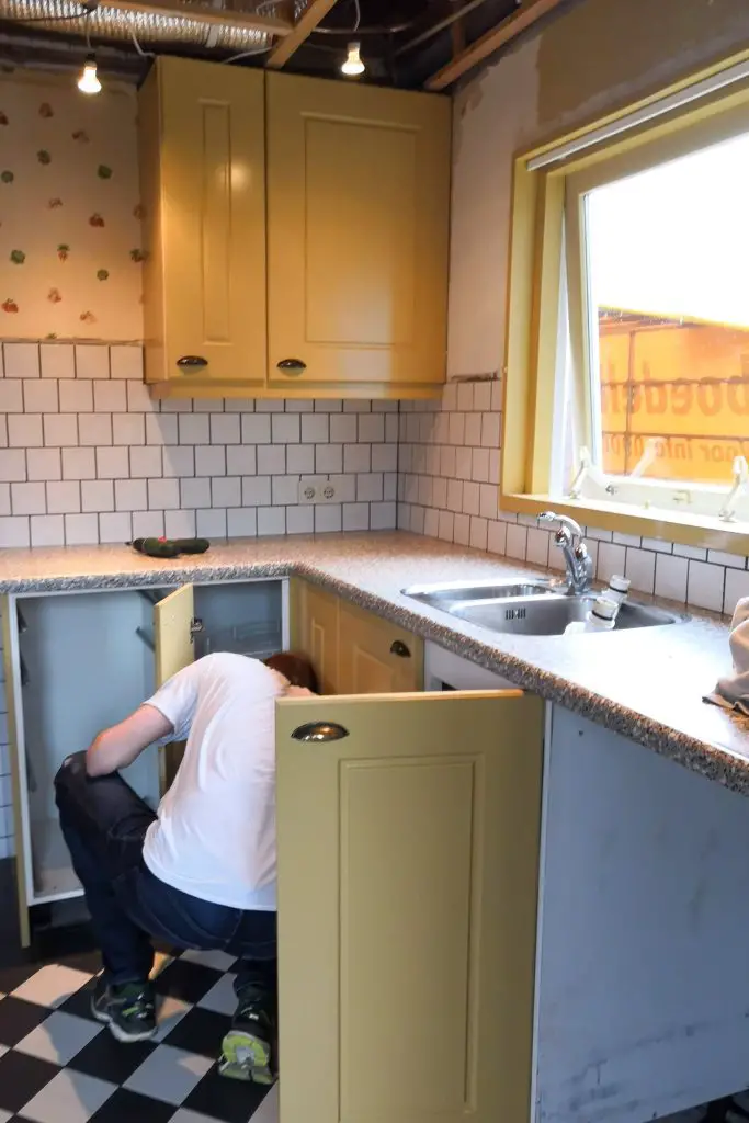 Tiny House verbouwen op de volkstuin door klusamateurs