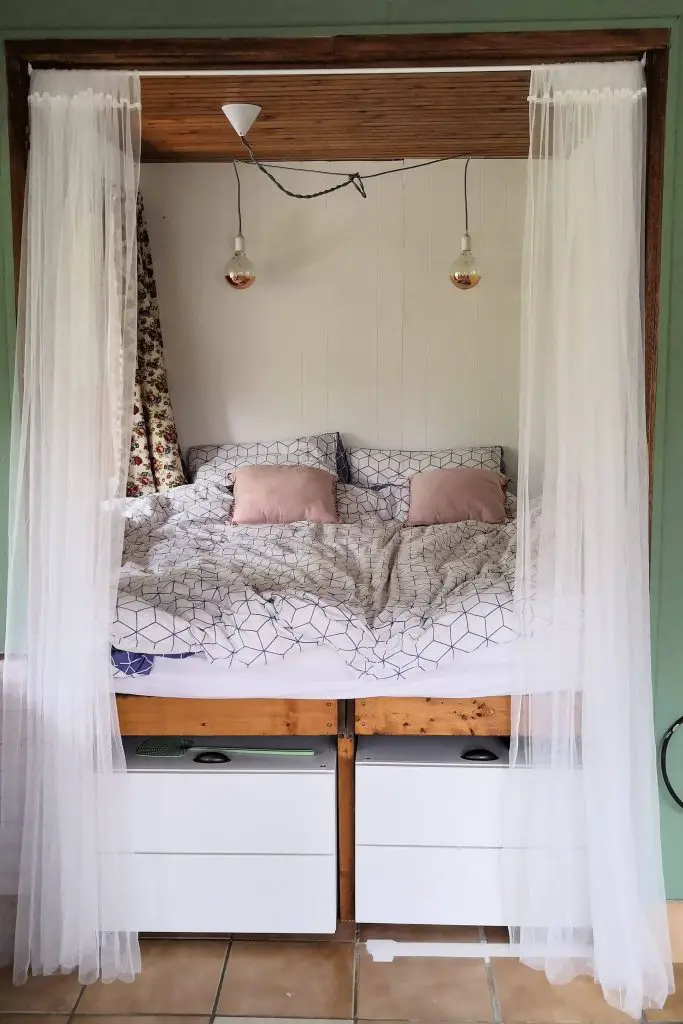 Tiny House verbouwen op de volkstuin door klusamateurs