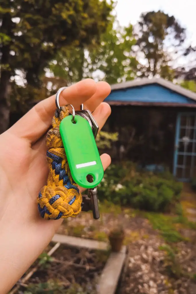 Tiny House verbouwen op de volkstuin door klusamateurs