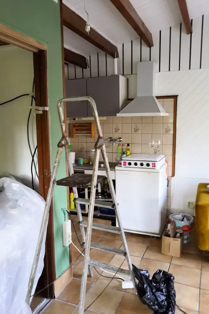 Tiny House verbouwen op de volkstuin door klusamateurs