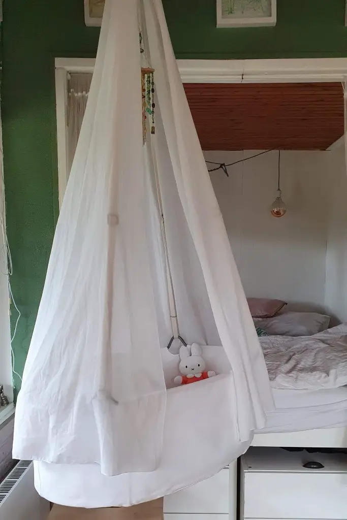 Minimalistische babyuitzet